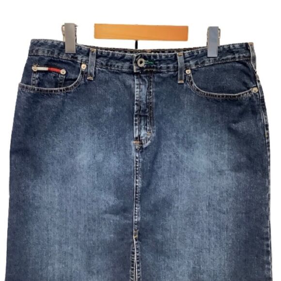TOMMY HILFIGER “TARA” DENIM SKIRT‎ MADE IN CANADA 🇨🇦 SIZE 12 - Picture 3 of 10